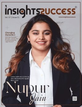 Dynamic Woman Lawyer To watch
